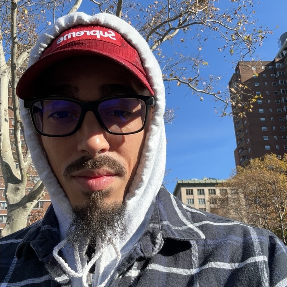 Meet your Posher, Yoni